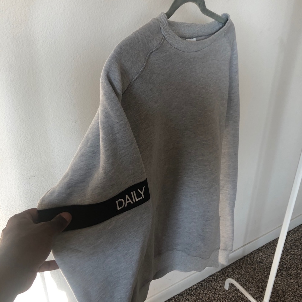 Sweater - Picture 2 of 3